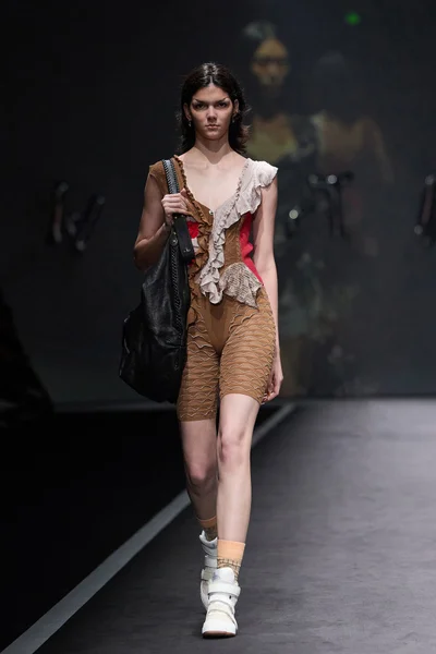 Look 38